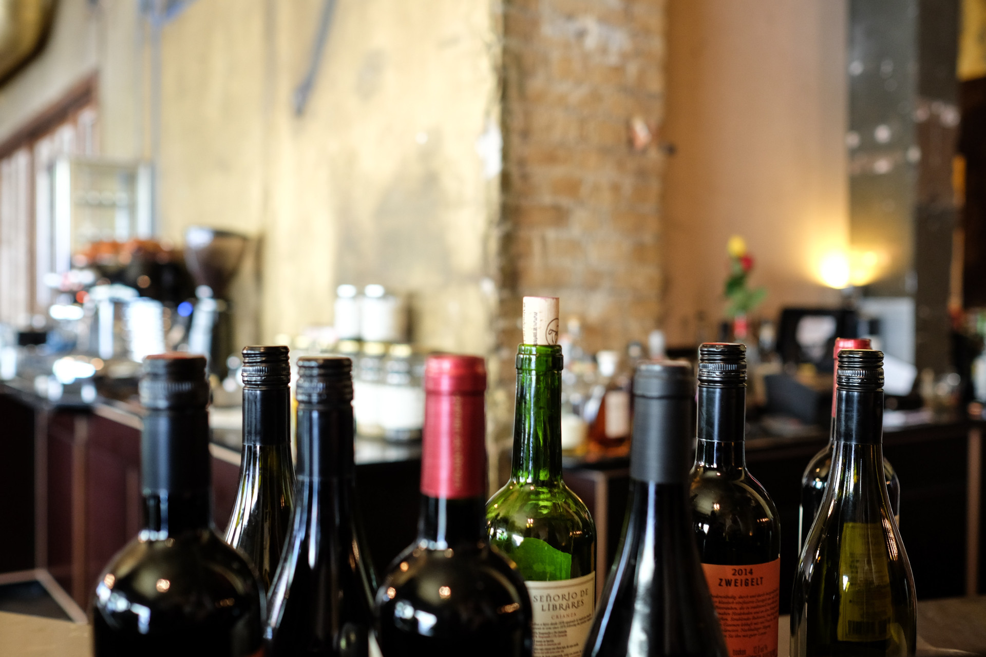 Exquisite Wines, Effortlessly Delivered